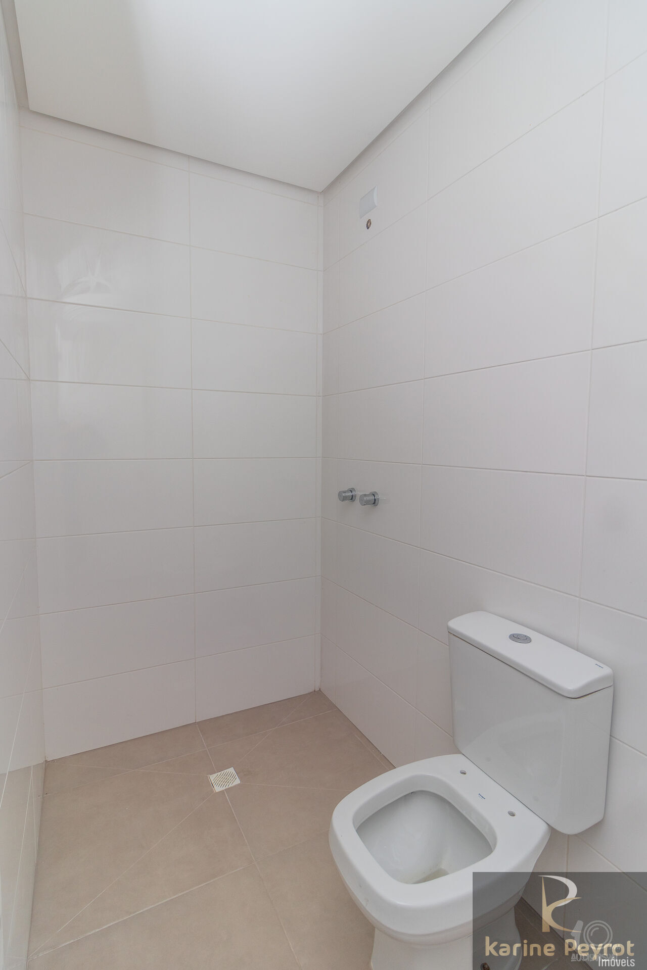 Apartamento à venda com 2 quartos, 115m² - Foto 10