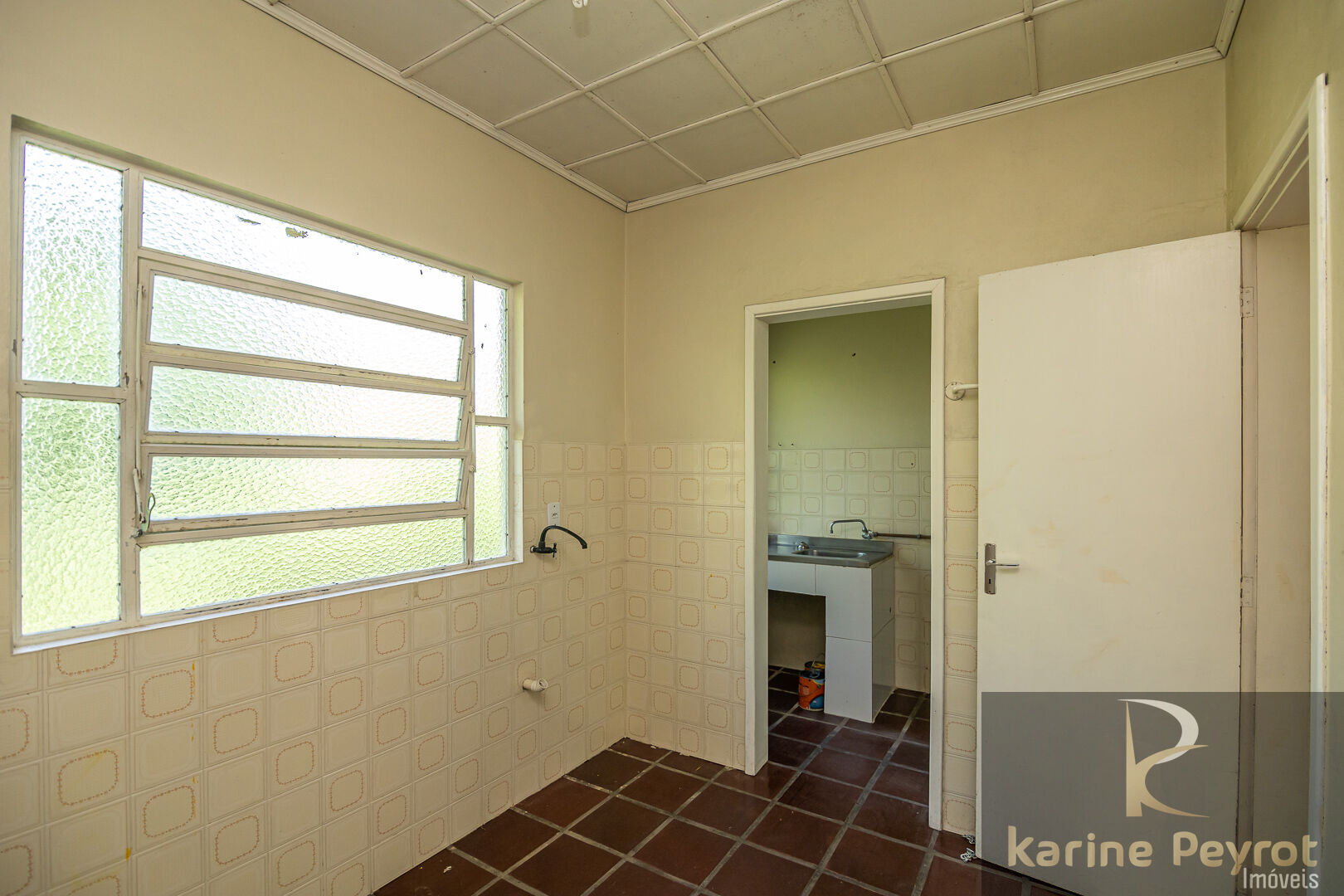 Casa à venda com 3 quartos, 98m² - Foto 32