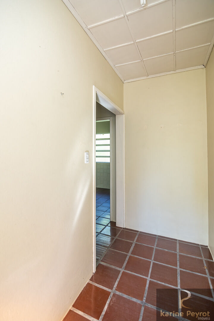 Casa à venda com 3 quartos, 98m² - Foto 17