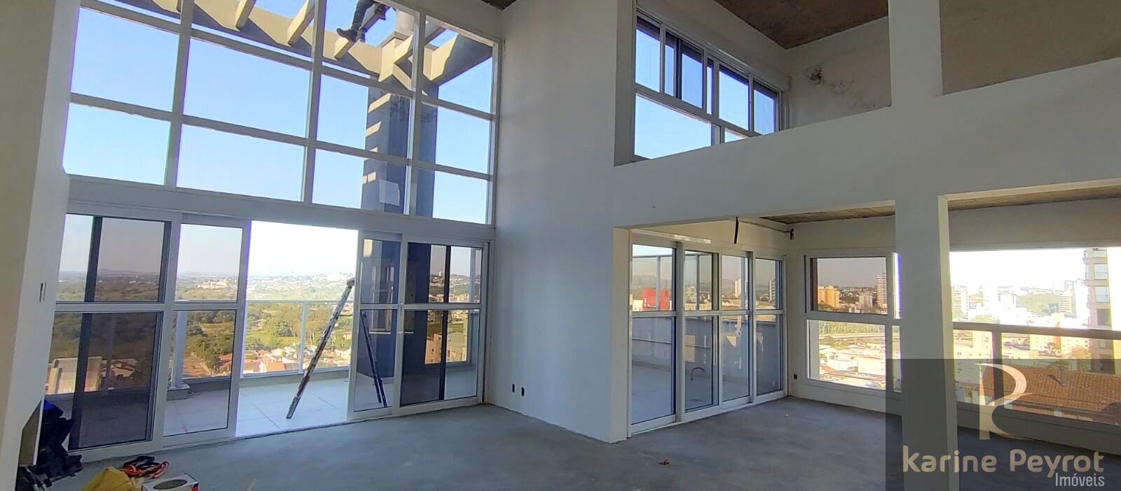 Cobertura à venda com 3 quartos, 229m² - Foto 1