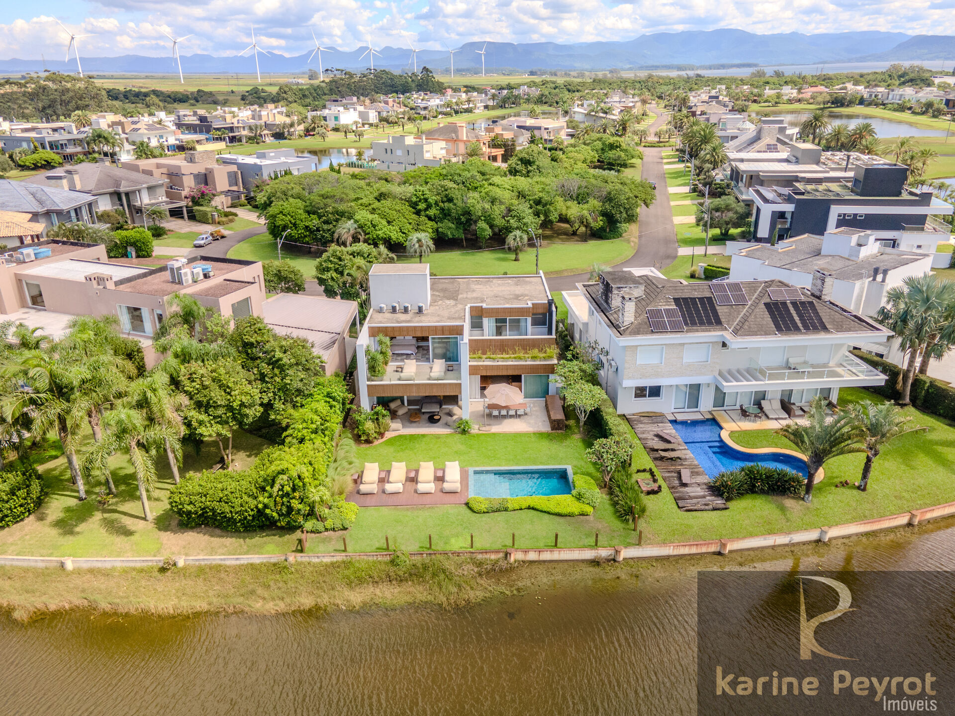 Casa de Condomínio à venda com 4 quartos, 540m² - Foto 37