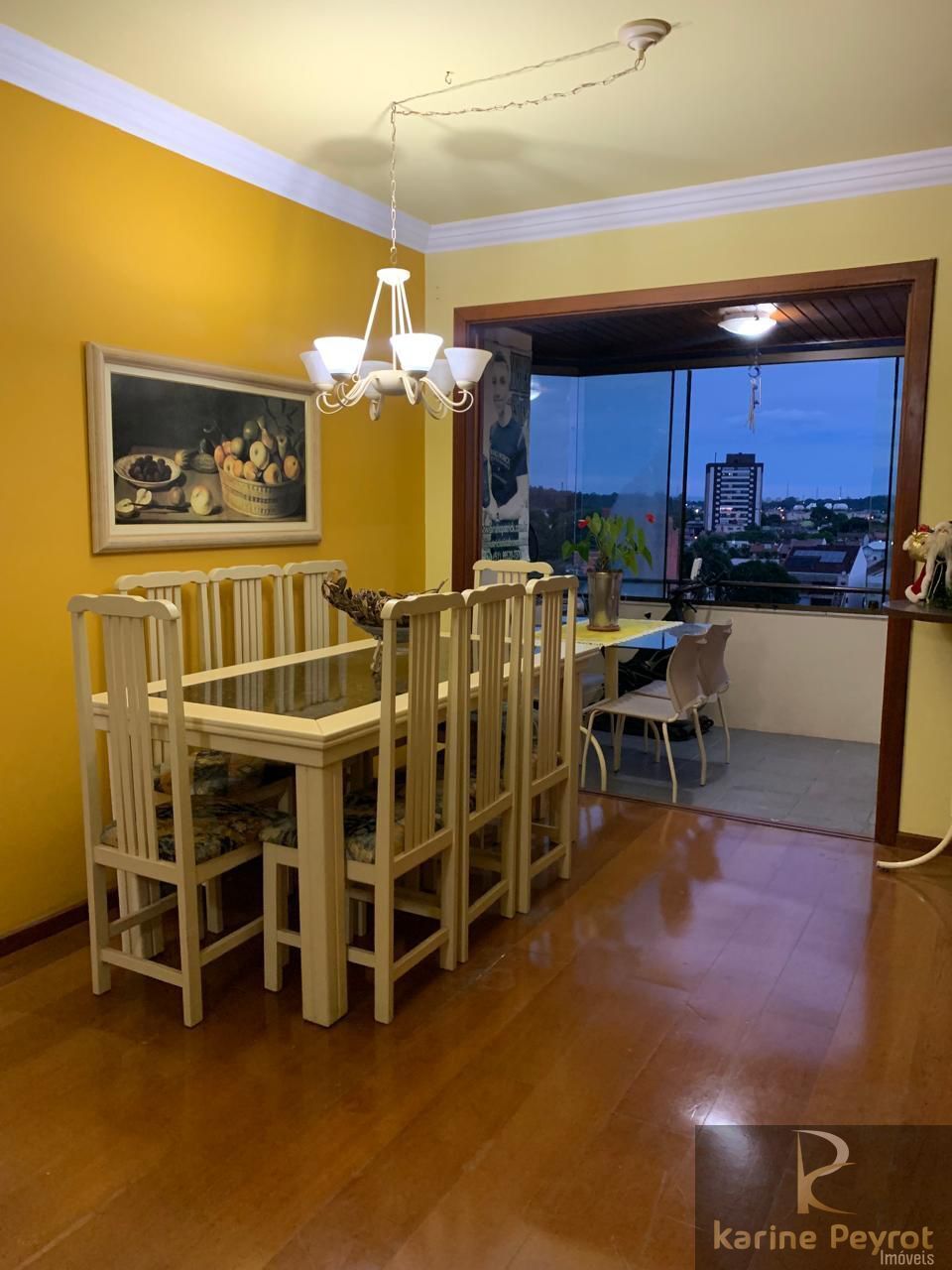 Apartamento à venda com 3 quartos, 141m² - Foto 1