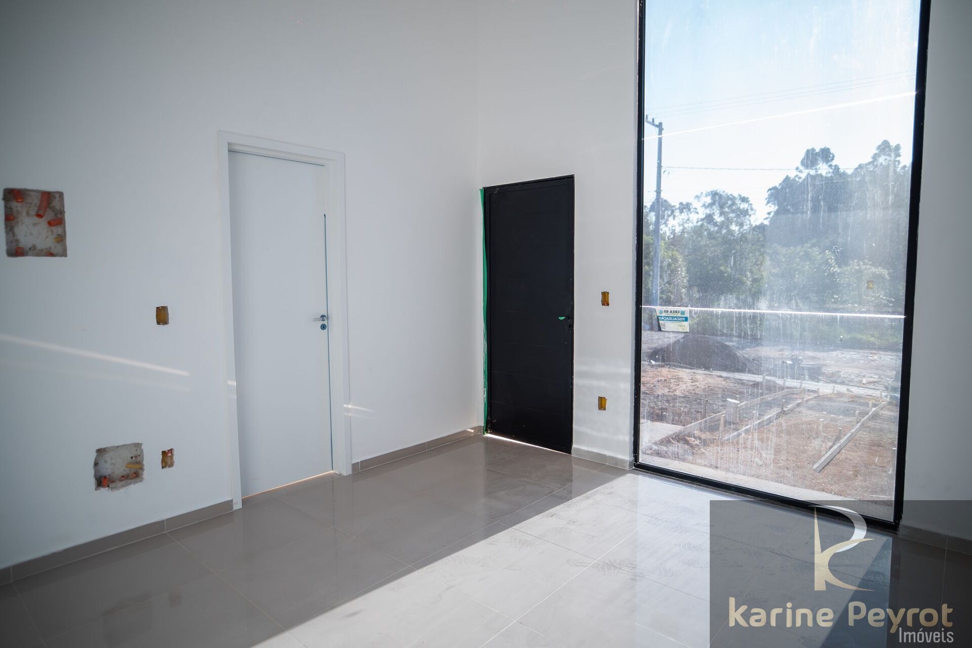 Casa à venda com 3 quartos, 58m² - Foto 3