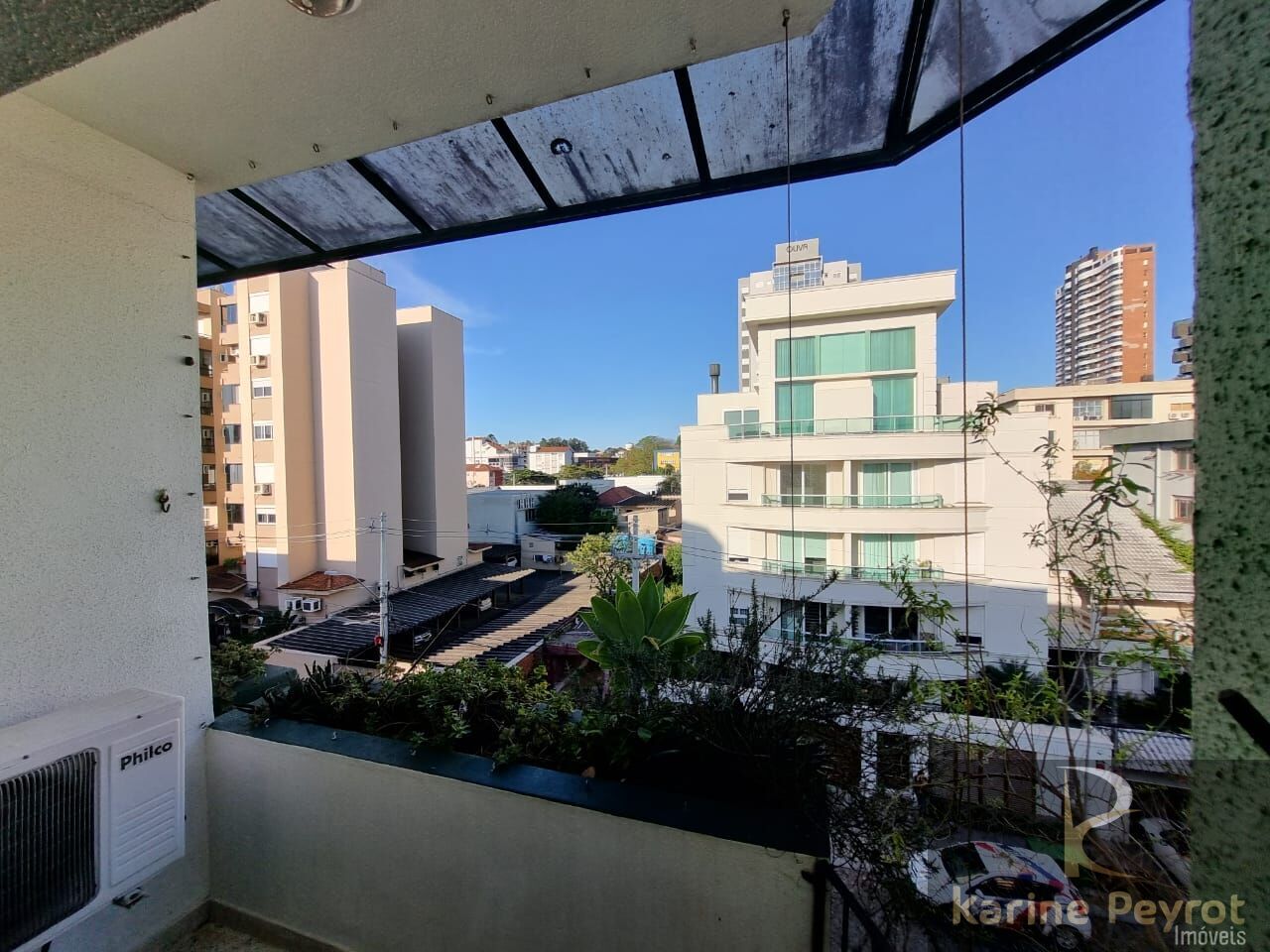 Apartamento à venda com 2 quartos, 71m² - Foto 3