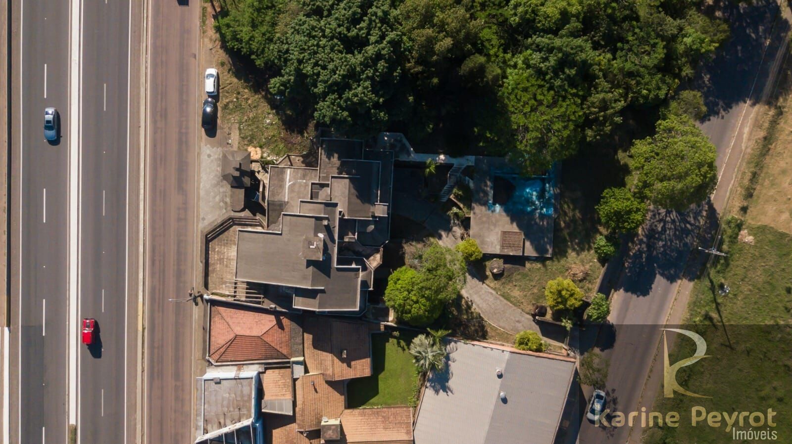 Casa à venda com 6 quartos, 1100m² - Foto 10
