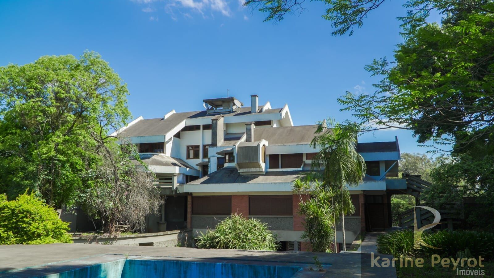 Casa à venda com 6 quartos, 1100m² - Foto 26
