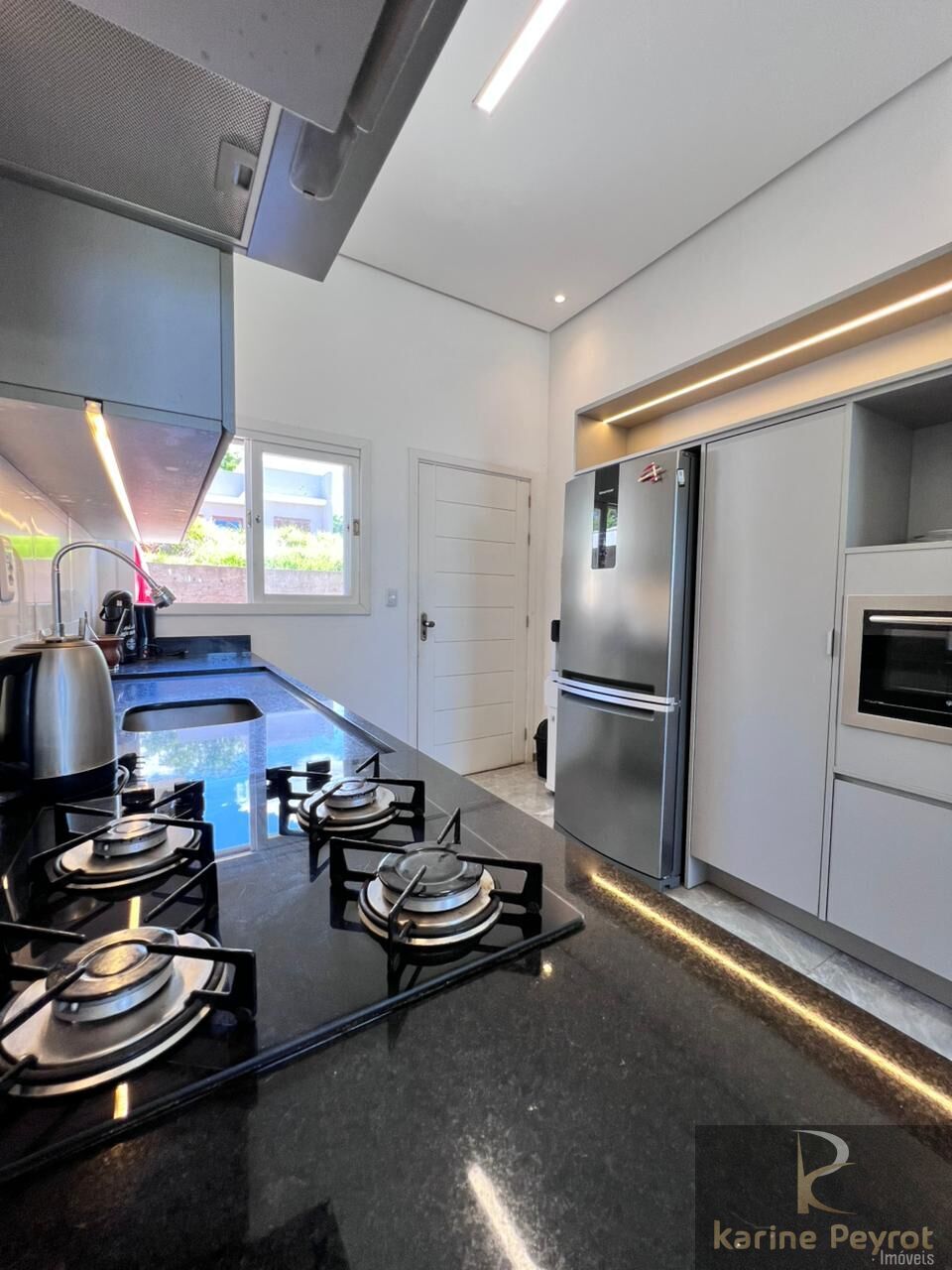 Casa, 3 quartos, 70 m² - Foto 1