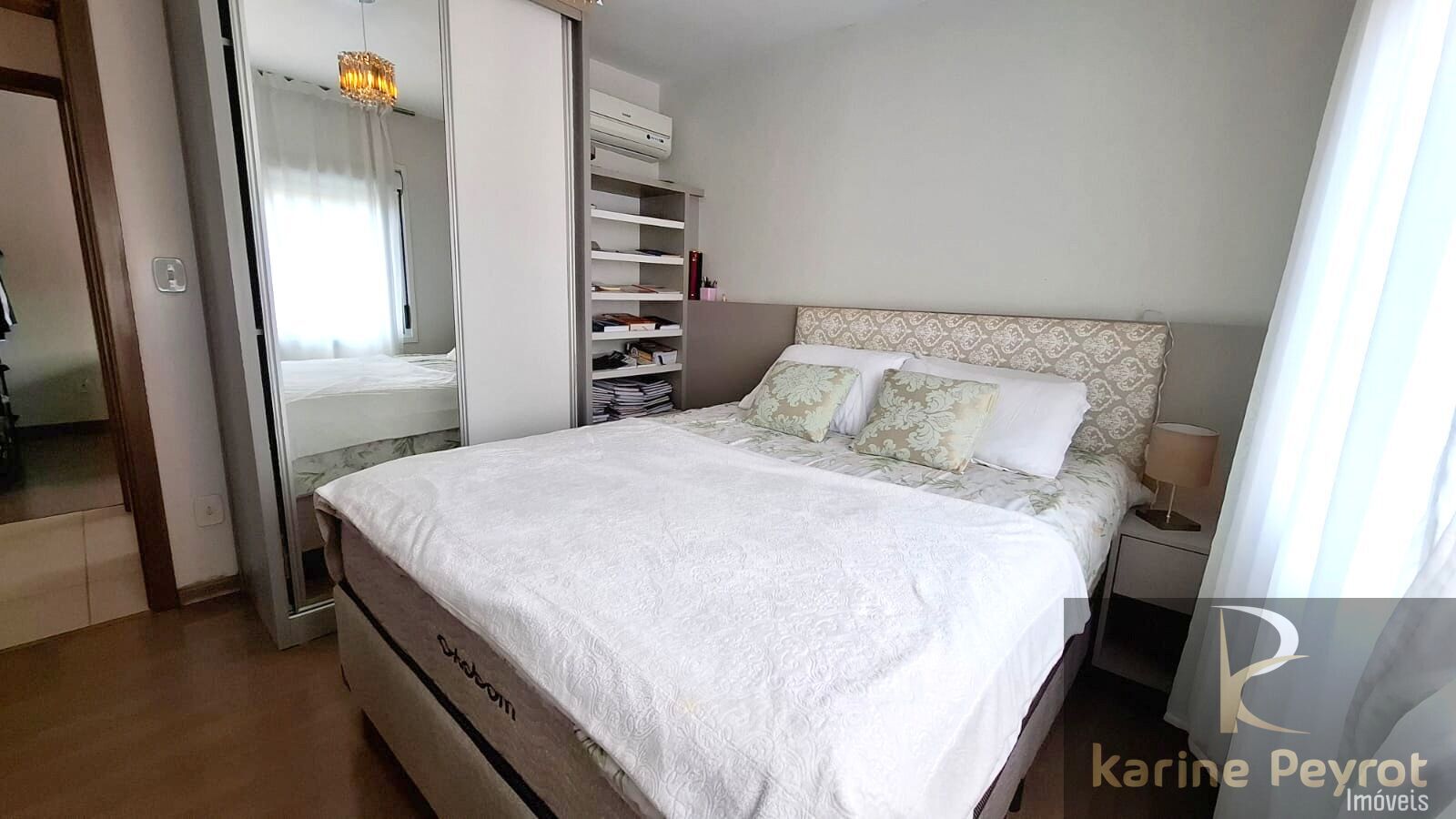 Apartamento à venda com 2 quartos, 58m² - Foto 4