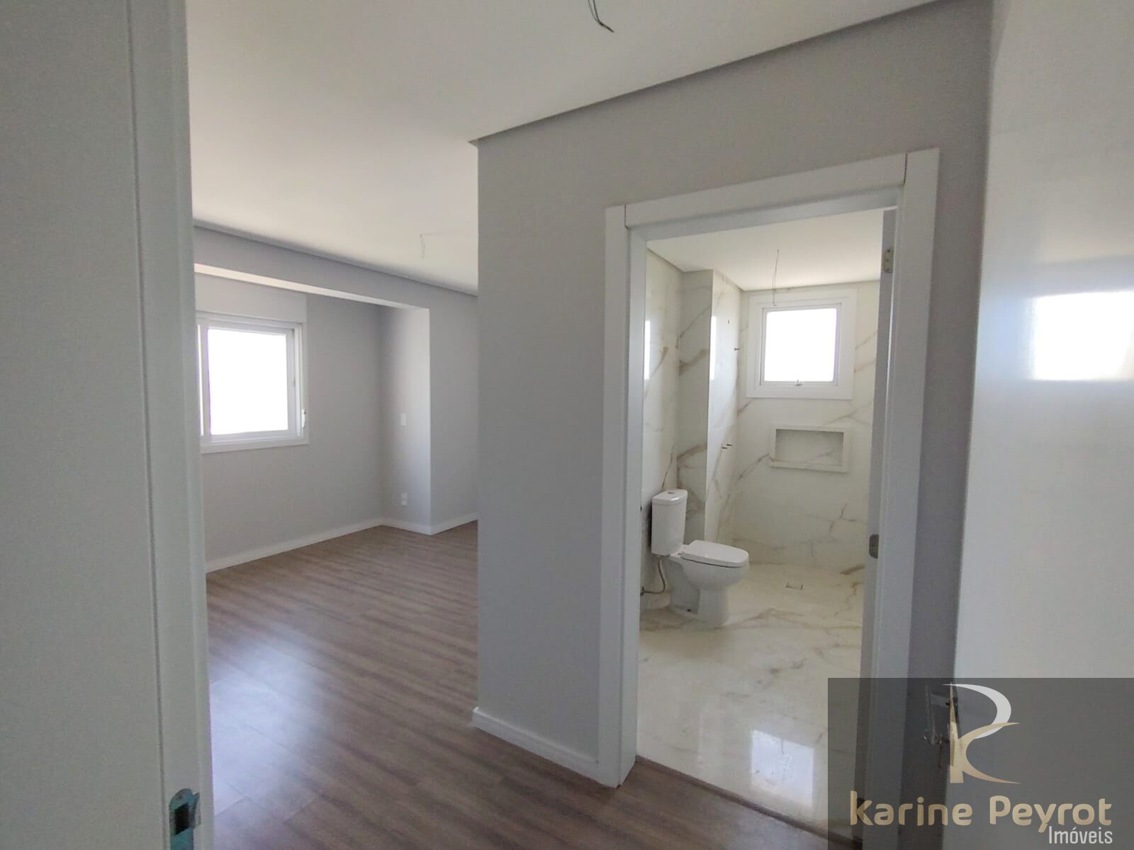 Apartamento à venda com 3 quartos, 101m² - Foto 11