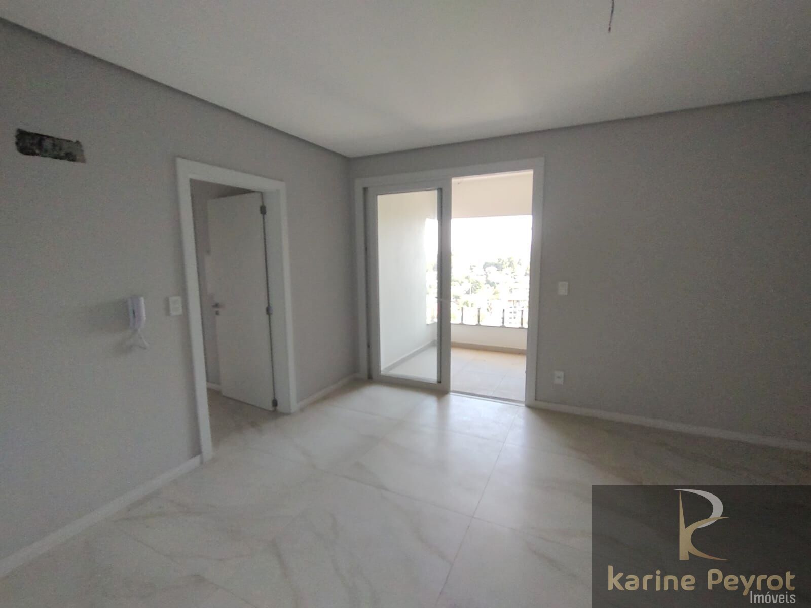 Apartamento à venda com 3 quartos, 101m² - Foto 6