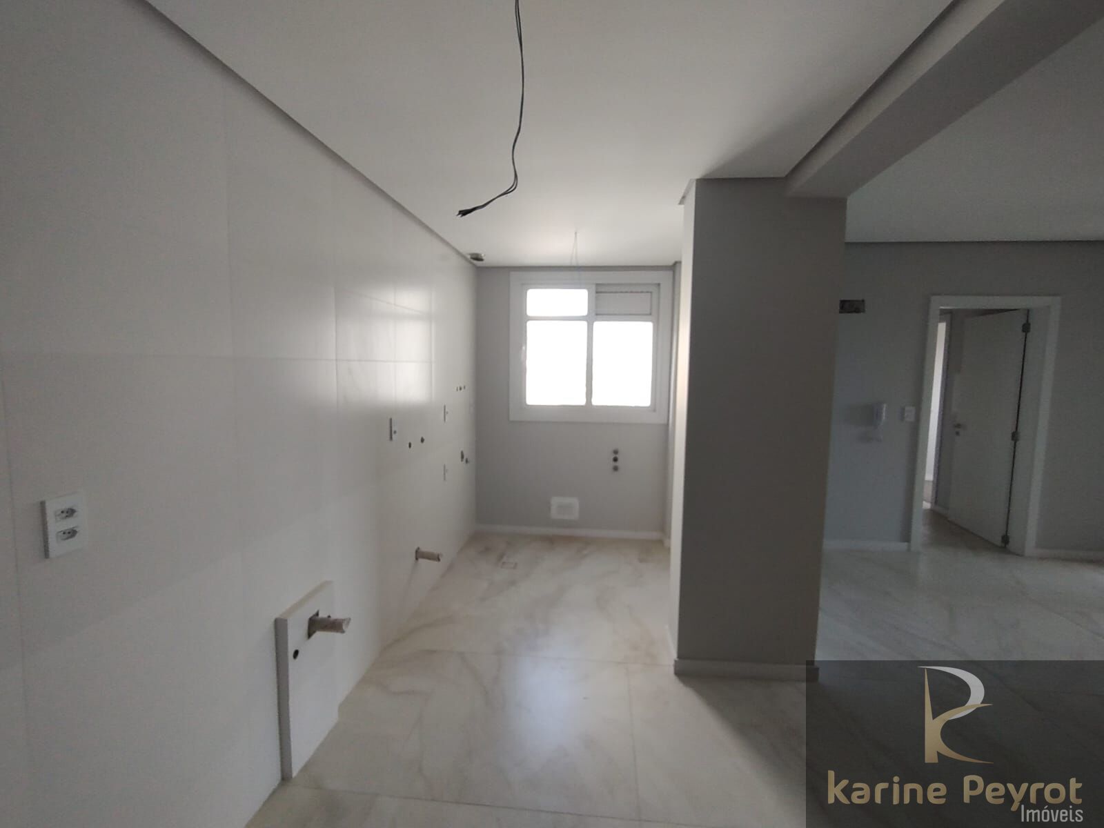 Apartamento à venda com 3 quartos, 101m² - Foto 7