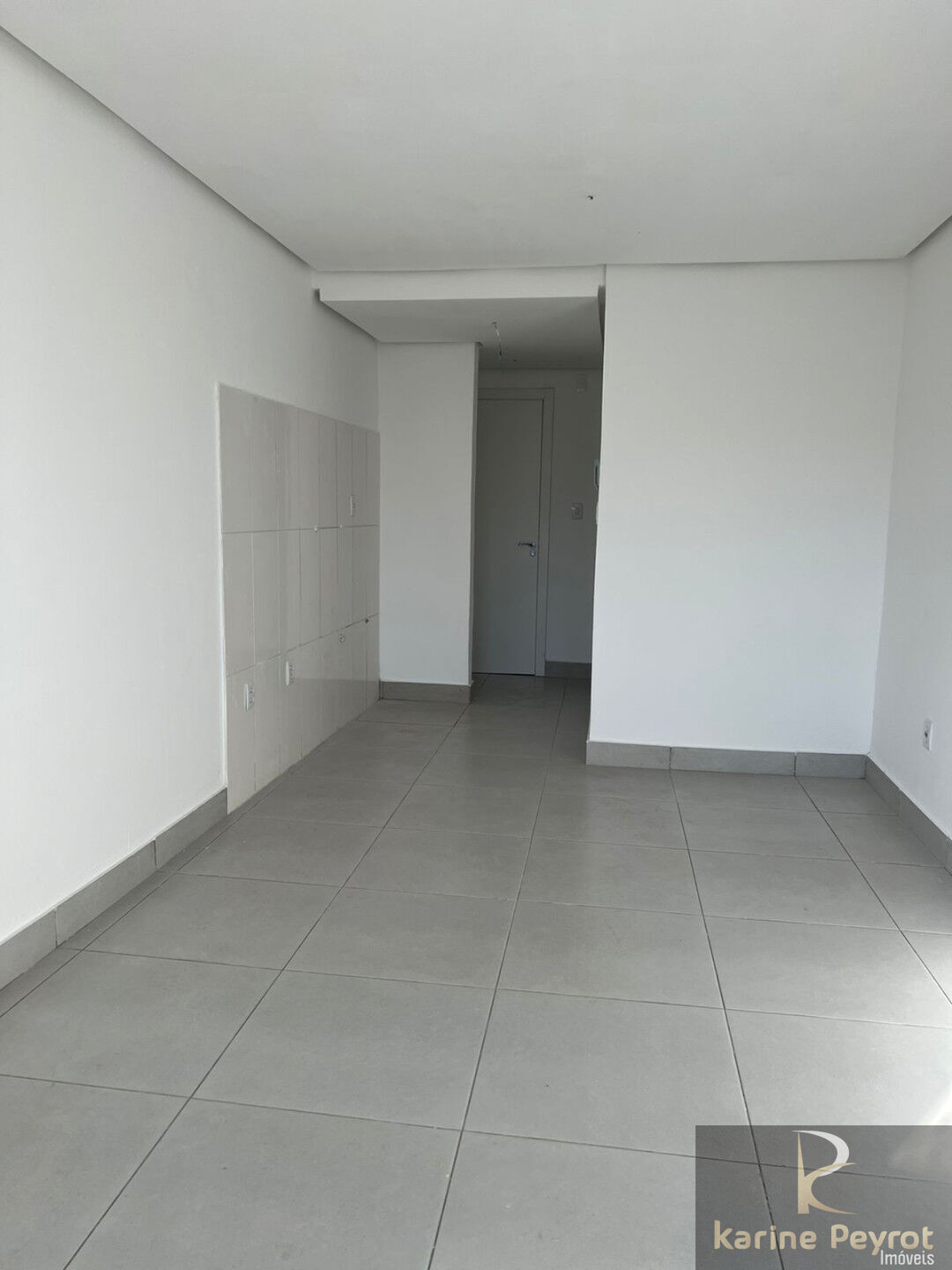 Kitnet e Studio à venda com 1 quarto, 25m² - Foto 2