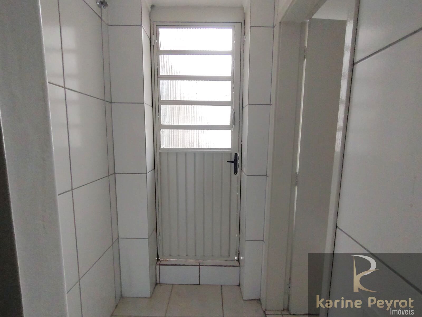 Apartamento à venda com 2 quartos, 65m² - Foto 16