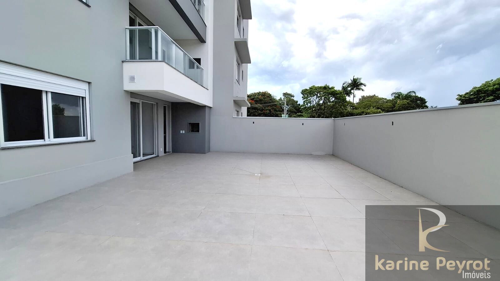 Apartamento à venda com 3 quartos, 254m² - Foto 4