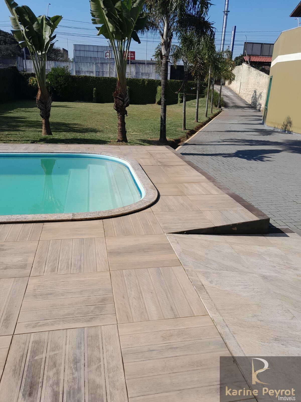 Casa Comercial à venda, 1400m² - Foto 2