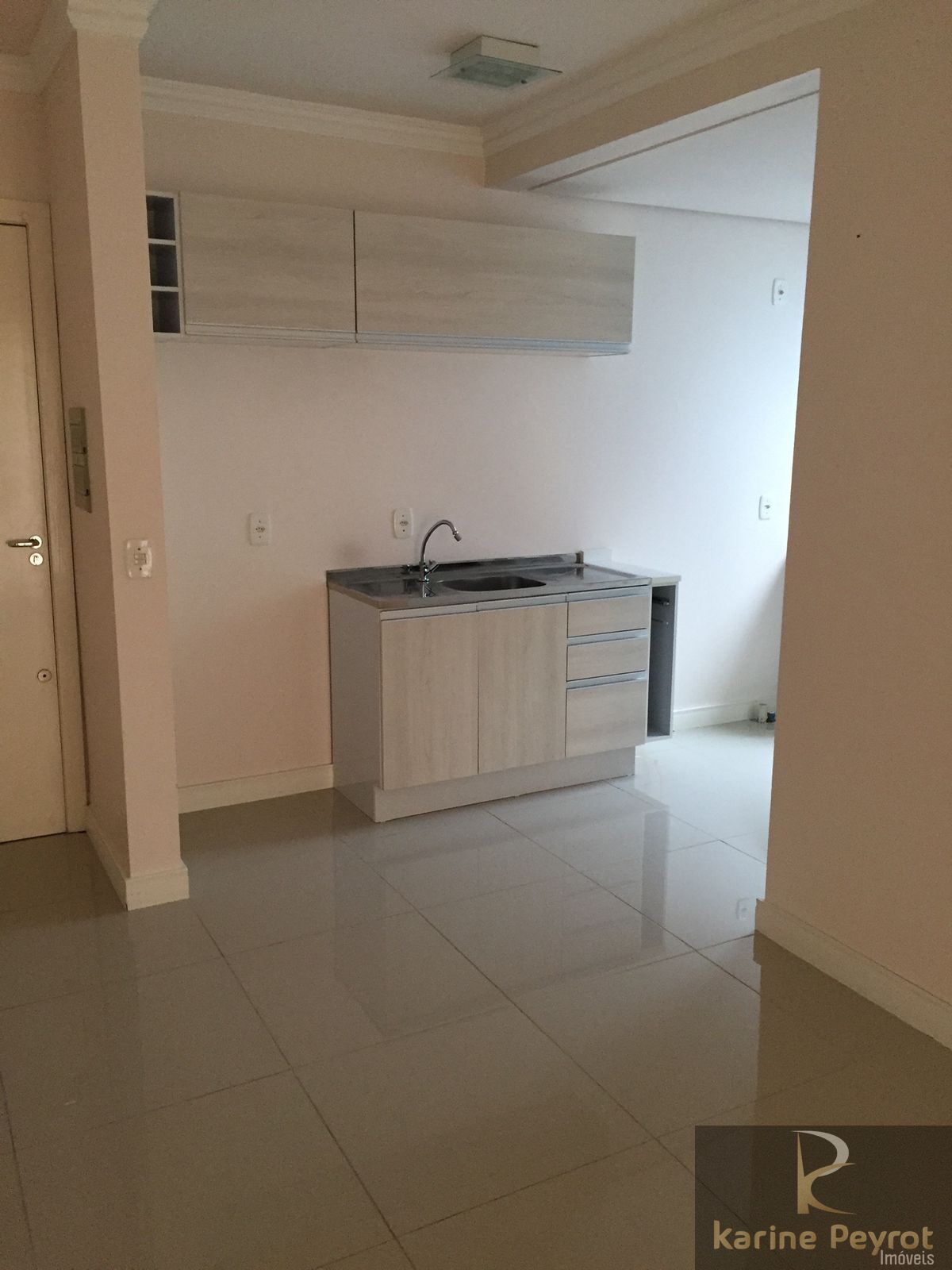 Apartamento à venda com 2 quartos, 53m² - Foto 2