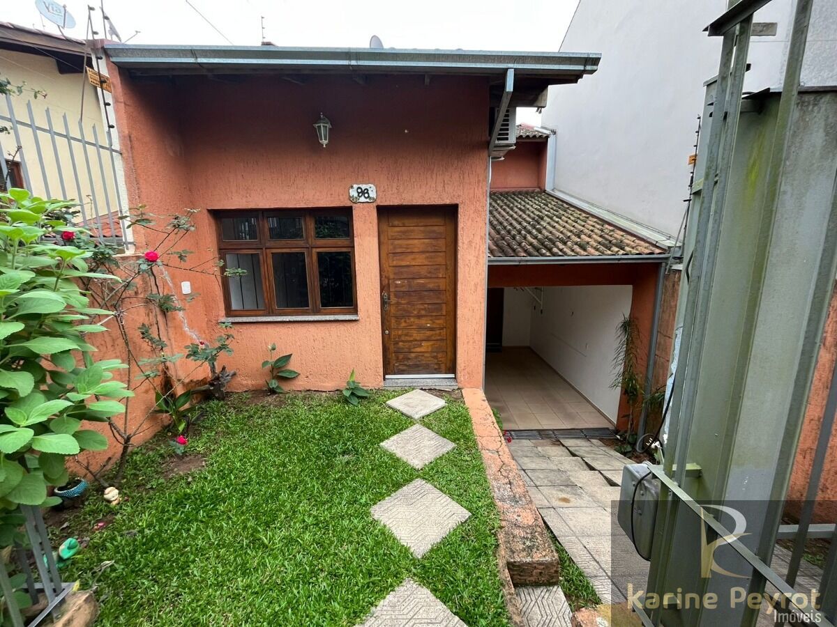 Casa à venda com 2 quartos, 85m² - Foto 1