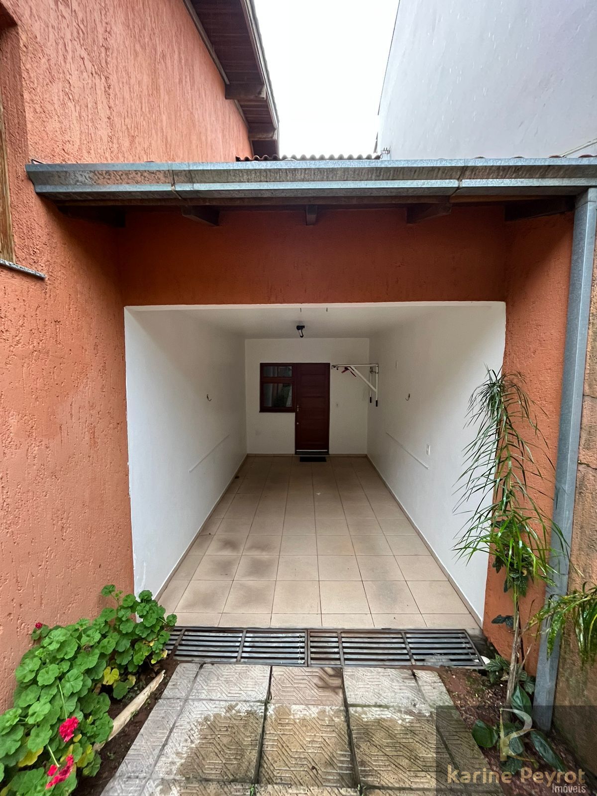 Casa à venda com 2 quartos, 85m² - Foto 3