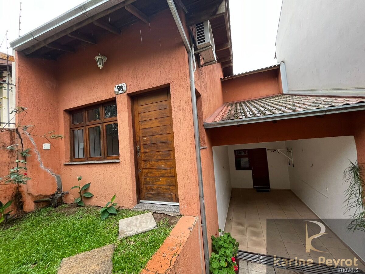 Casa à venda com 2 quartos, 85m² - Foto 2