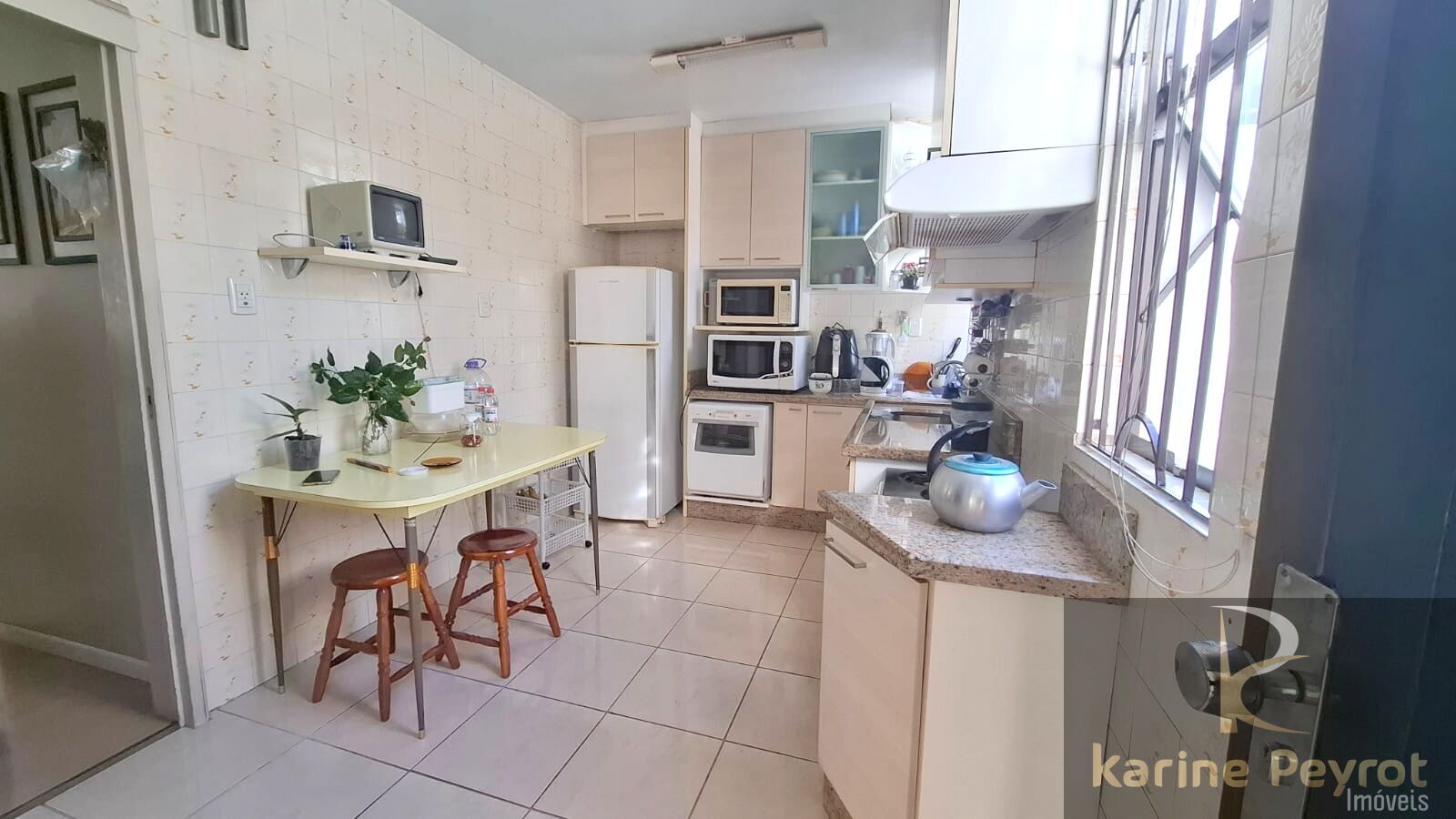 Casa à venda com 3 quartos, 180m² - Foto 28