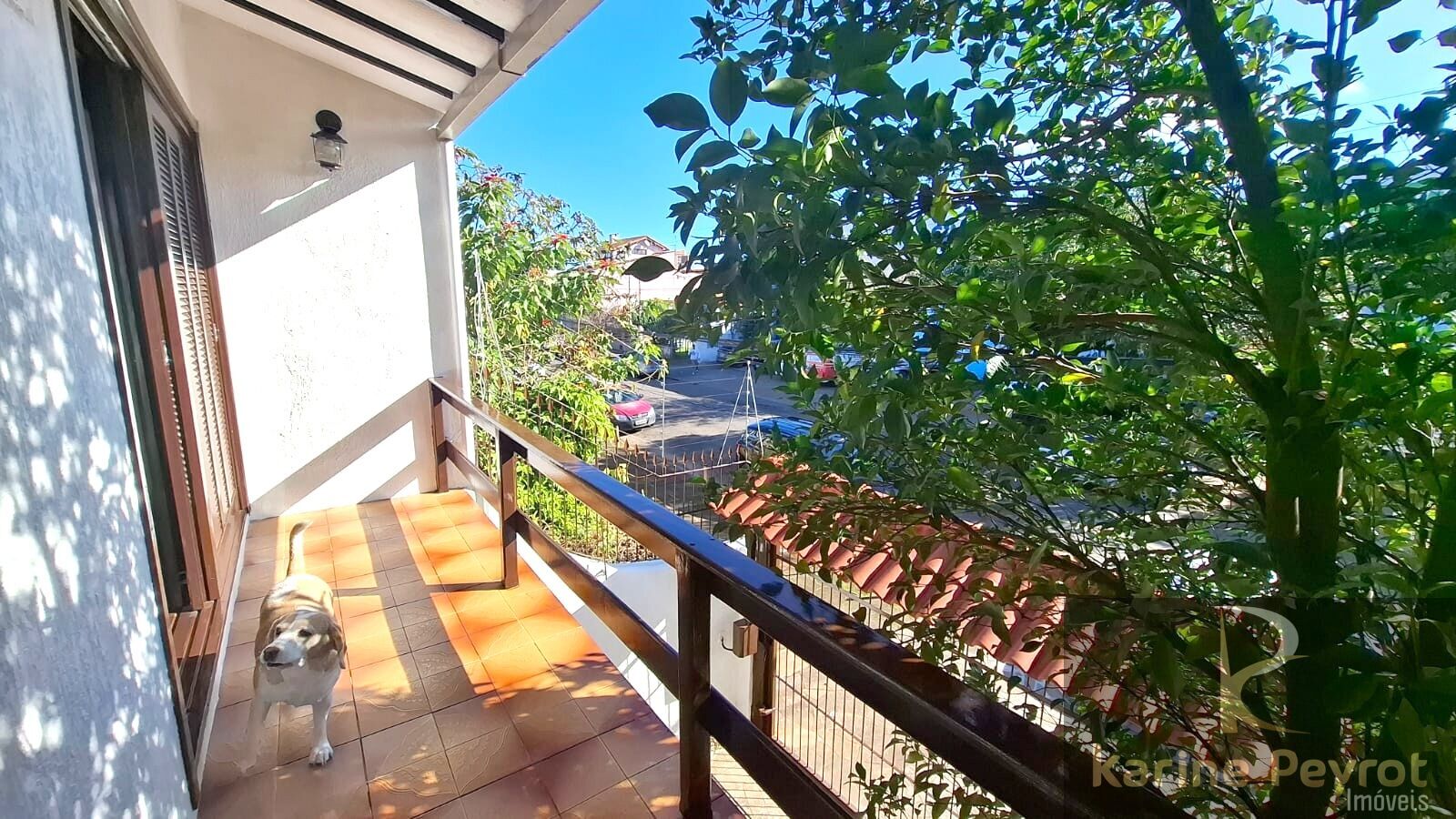 Casa à venda com 3 quartos, 180m² - Foto 2