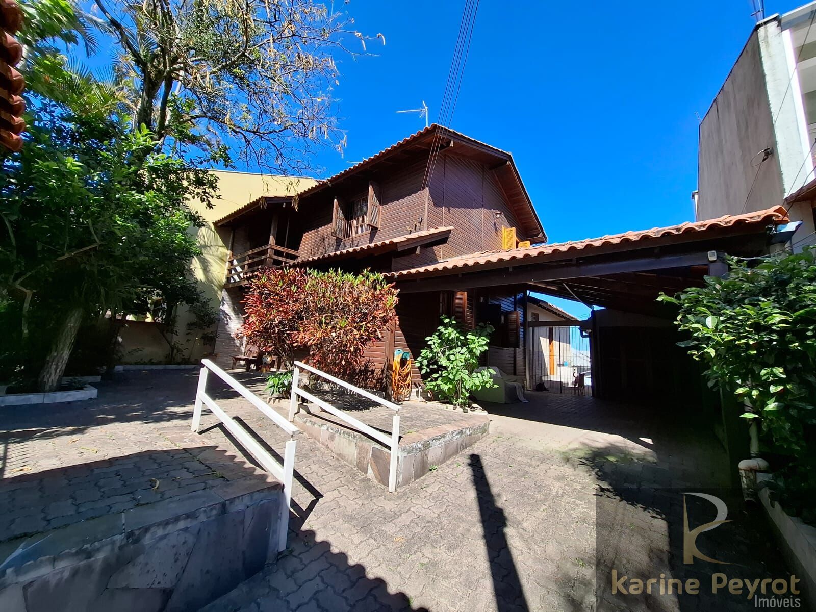 Casa, 4 quartos, 200 m² - Foto 1