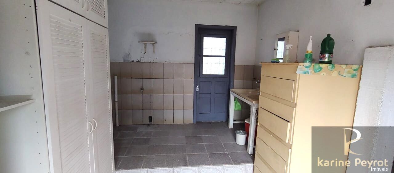 Casa à venda com 3 quartos, 300m² - Foto 16