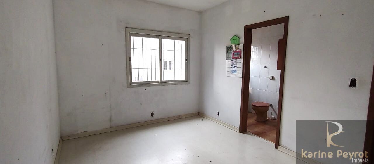 Casa à venda com 3 quartos, 300m² - Foto 32