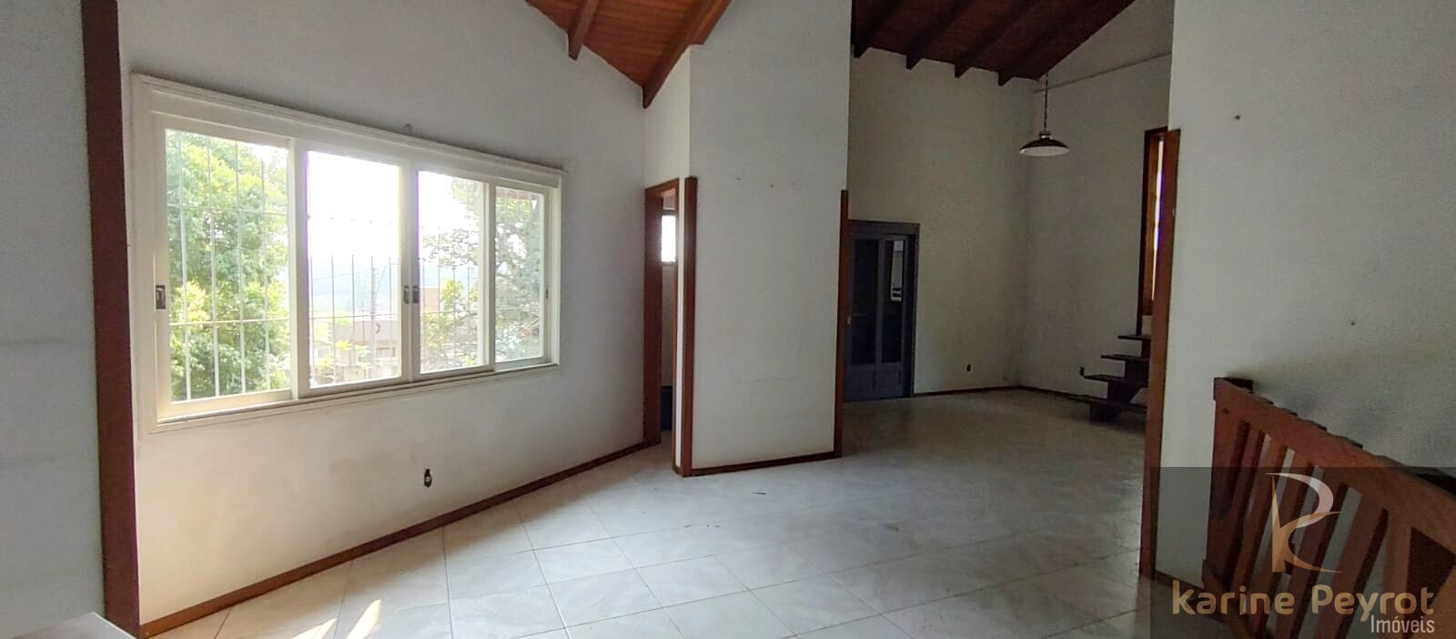 Casa à venda com 3 quartos, 300m² - Foto 40