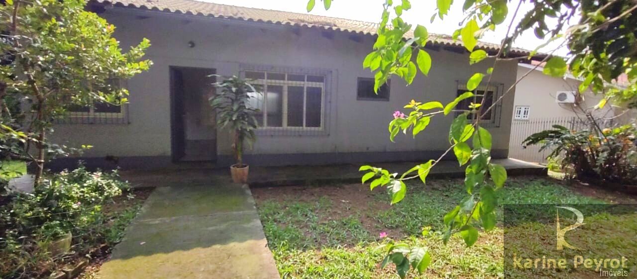 Casa à venda com 3 quartos, 300m² - Foto 8