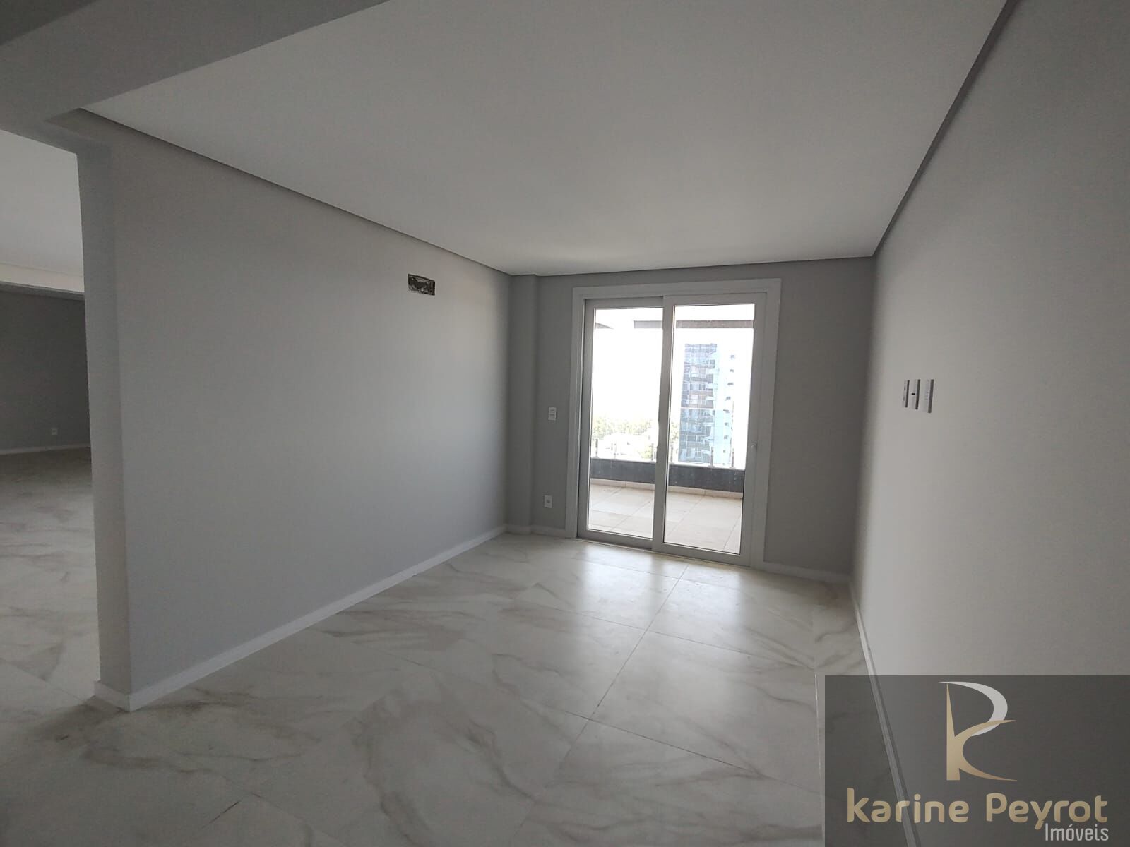 Apartamento à venda com 3 quartos, 329m² - Foto 13