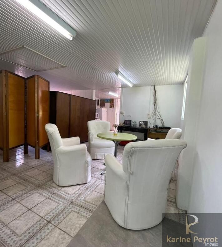 Casa à venda com 4 quartos, 400m² - Foto 14