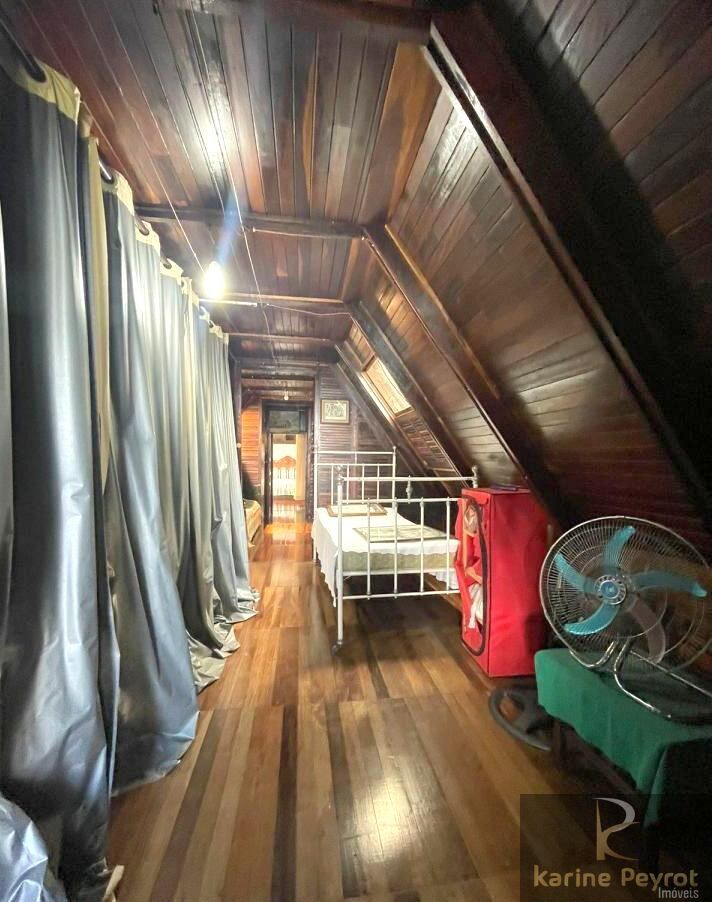 Casa à venda com 4 quartos, 400m² - Foto 6