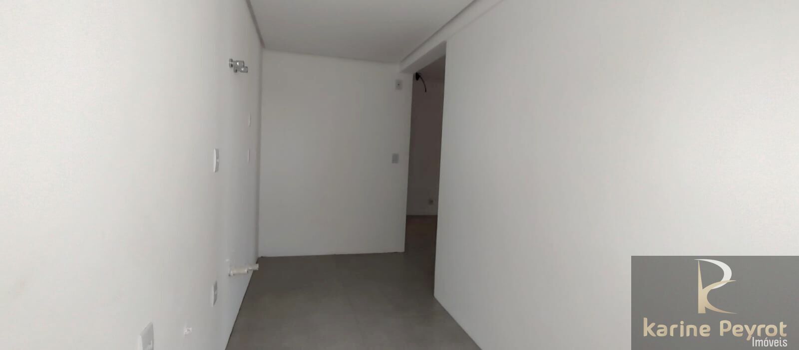 Apartamento à venda com 2 quartos, 78m² - Foto 4