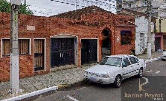 Casa à venda com 5 quartos, 150m² - Foto 2