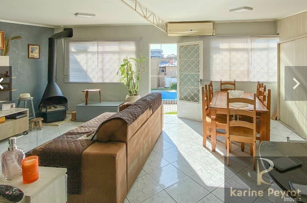 Casa de Condomínio à venda com 3 quartos, 140m² - Foto 3