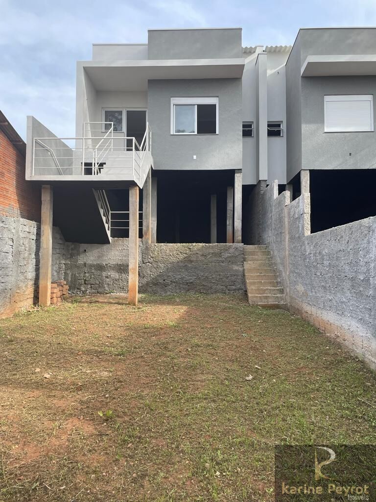 Casa à venda com 2 quartos, 60m² - Foto 5