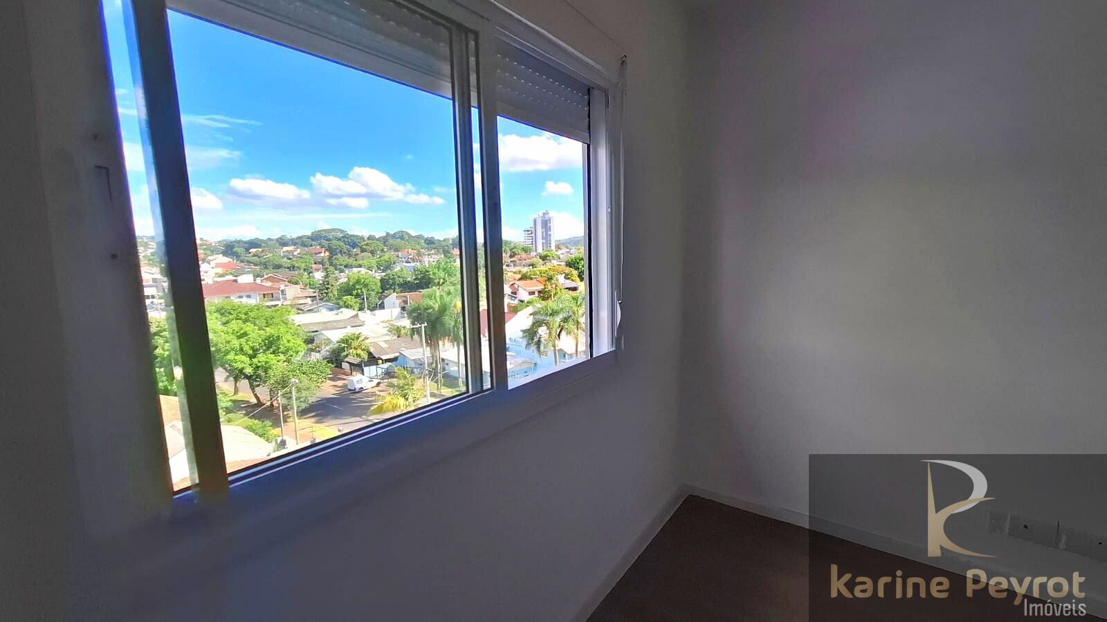 Apartamento à venda com 3 quartos, 86m² - Foto 13