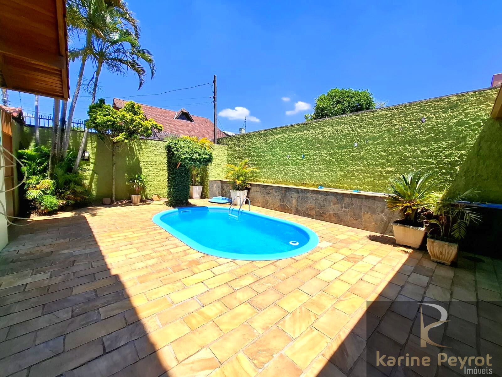 Casa, 5 quartos, 350 m² - Foto 1