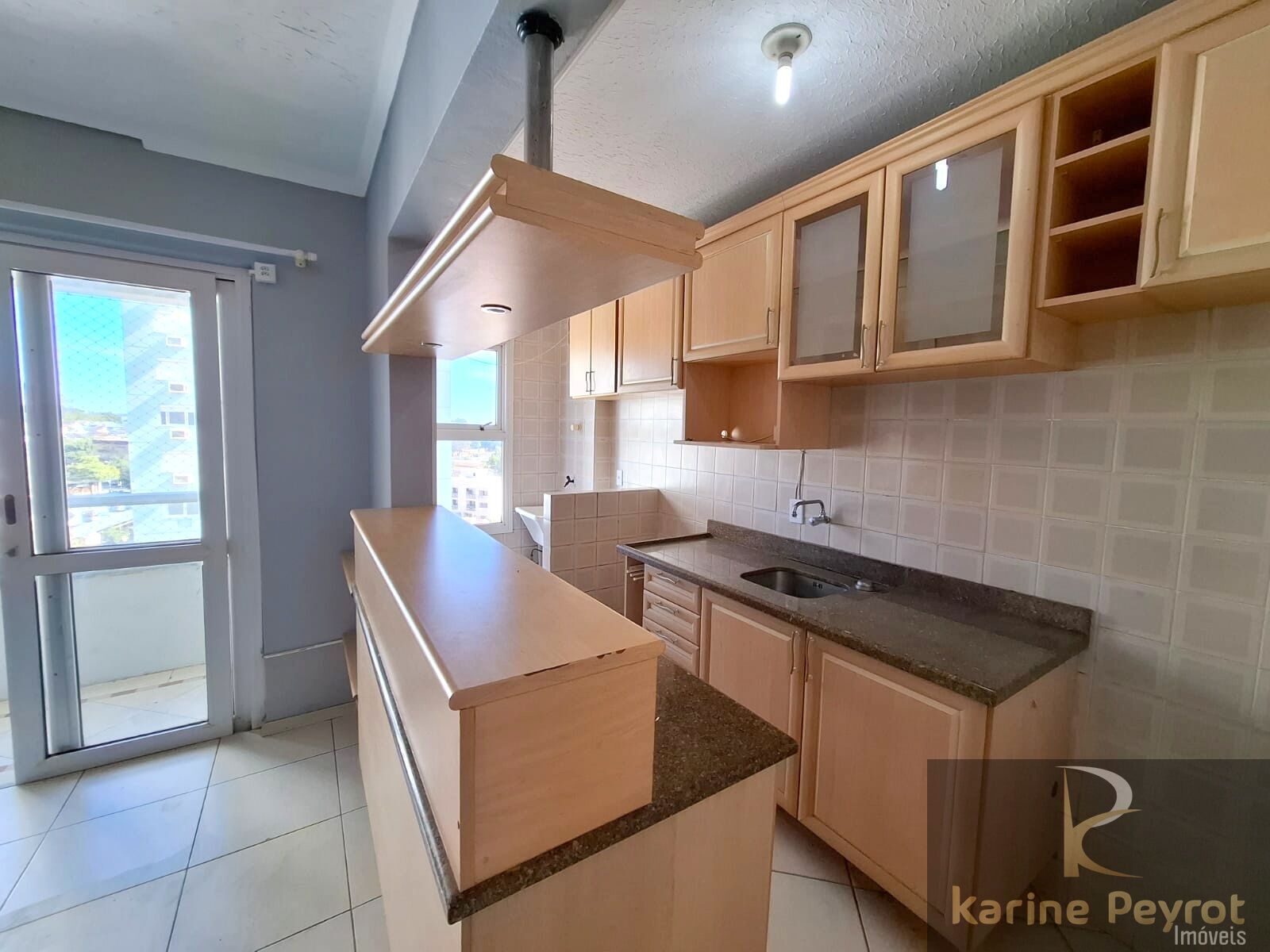 Apartamento à venda com 2 quartos, 57m² - Foto 2