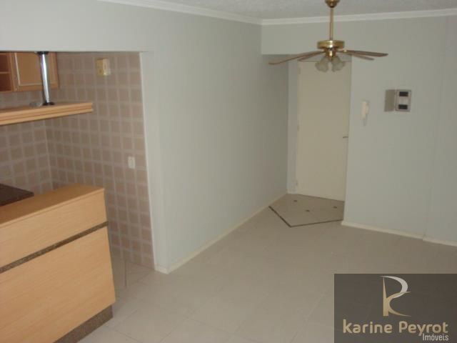 Apartamento à venda com 2 quartos, 57m² - Foto 6