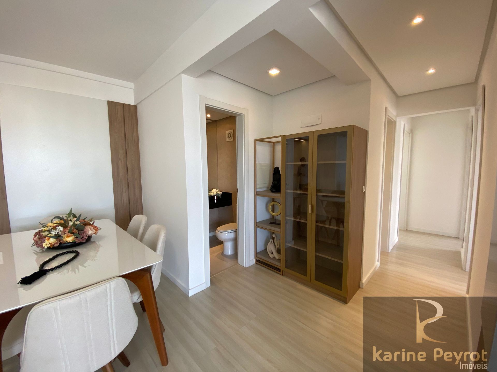 Apartamento à venda com 3 quartos, 101m² - Foto 12