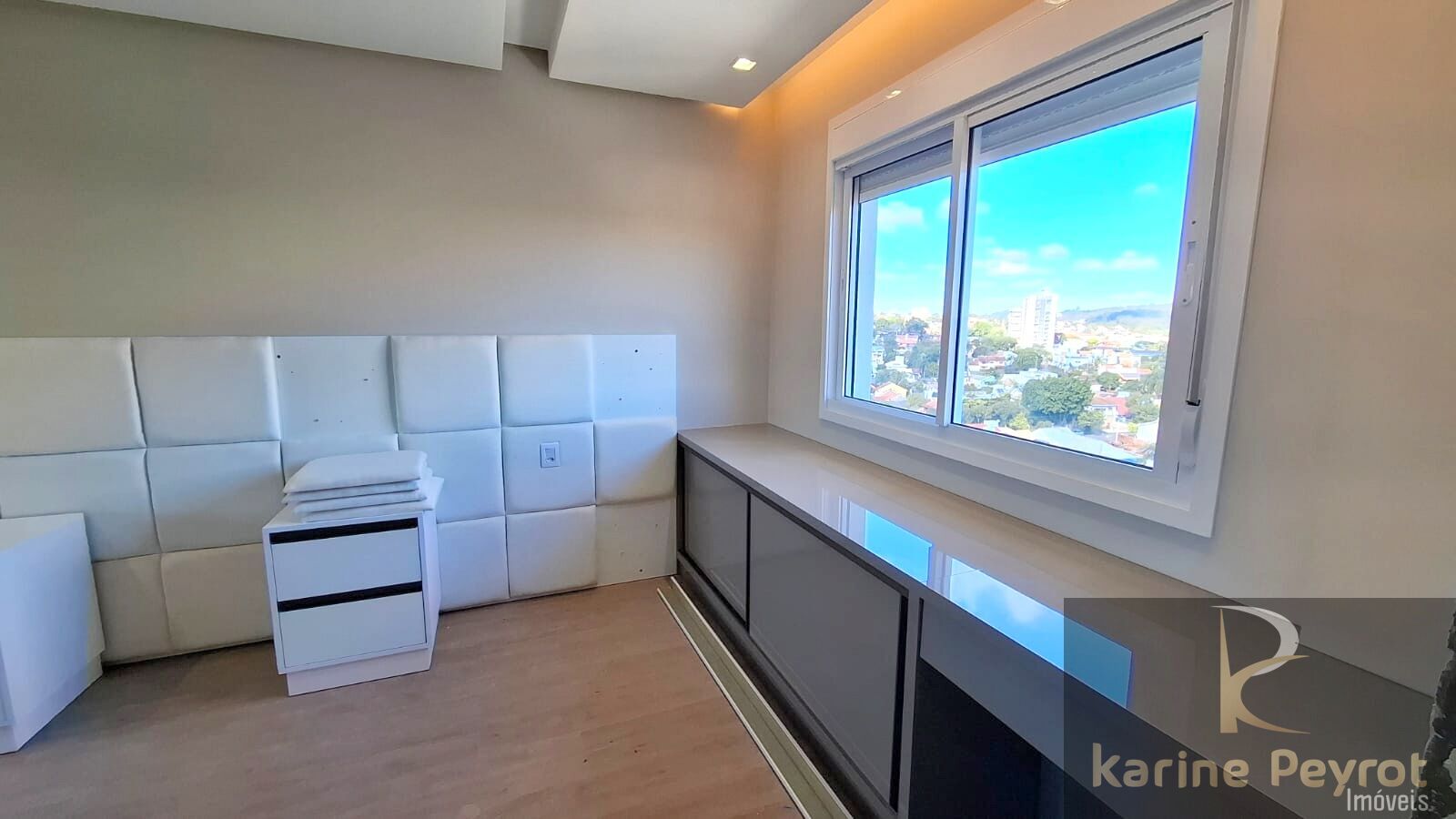 Apartamento à venda com 3 quartos, 91m² - Foto 15