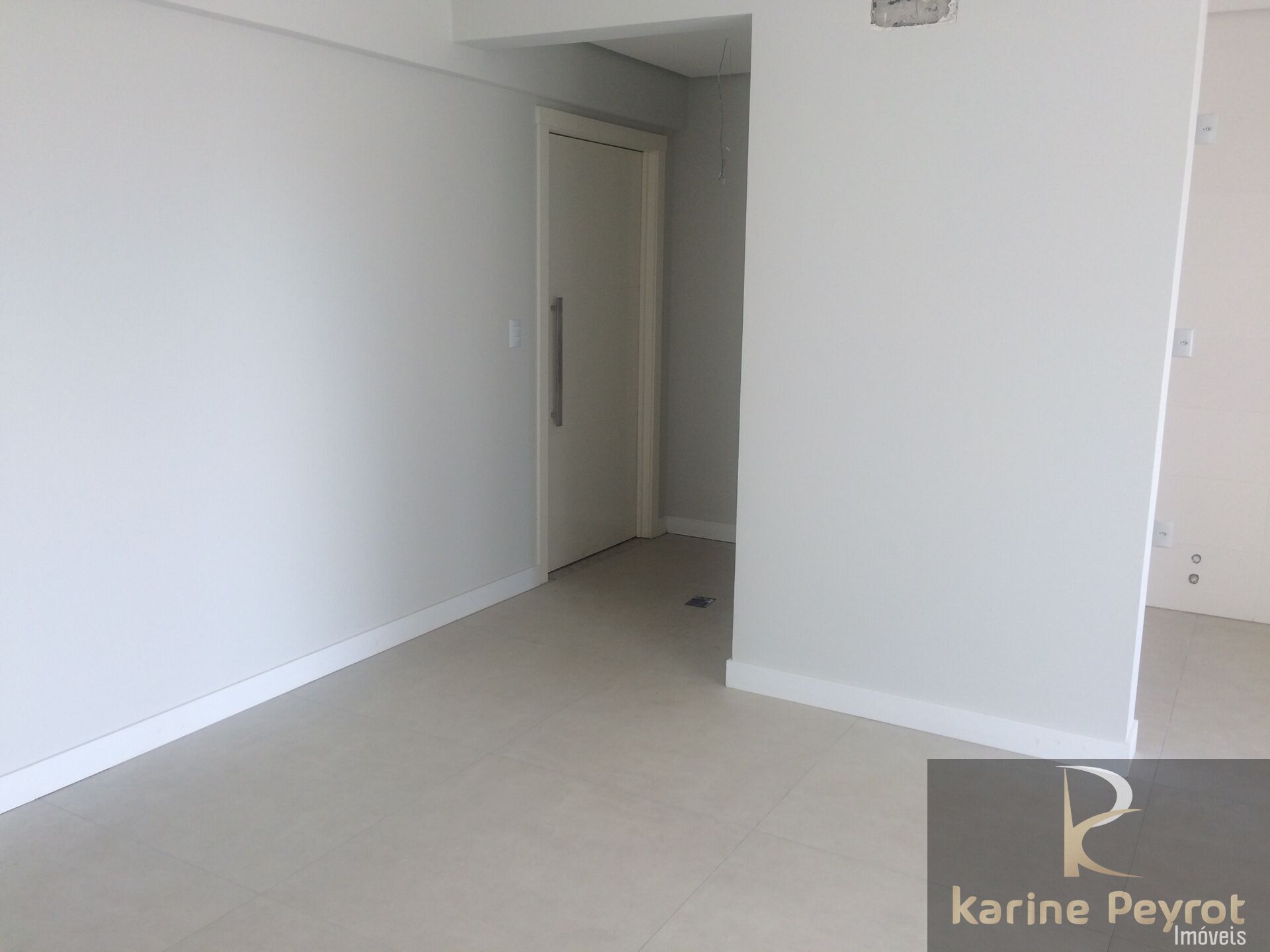 Apartamento à venda com 2 quartos, 79m² - Foto 17