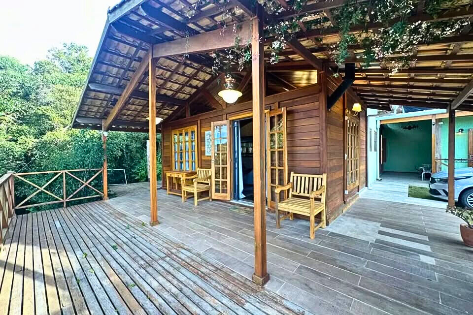 Casa, 5 quartos, 130 m² - Foto 2