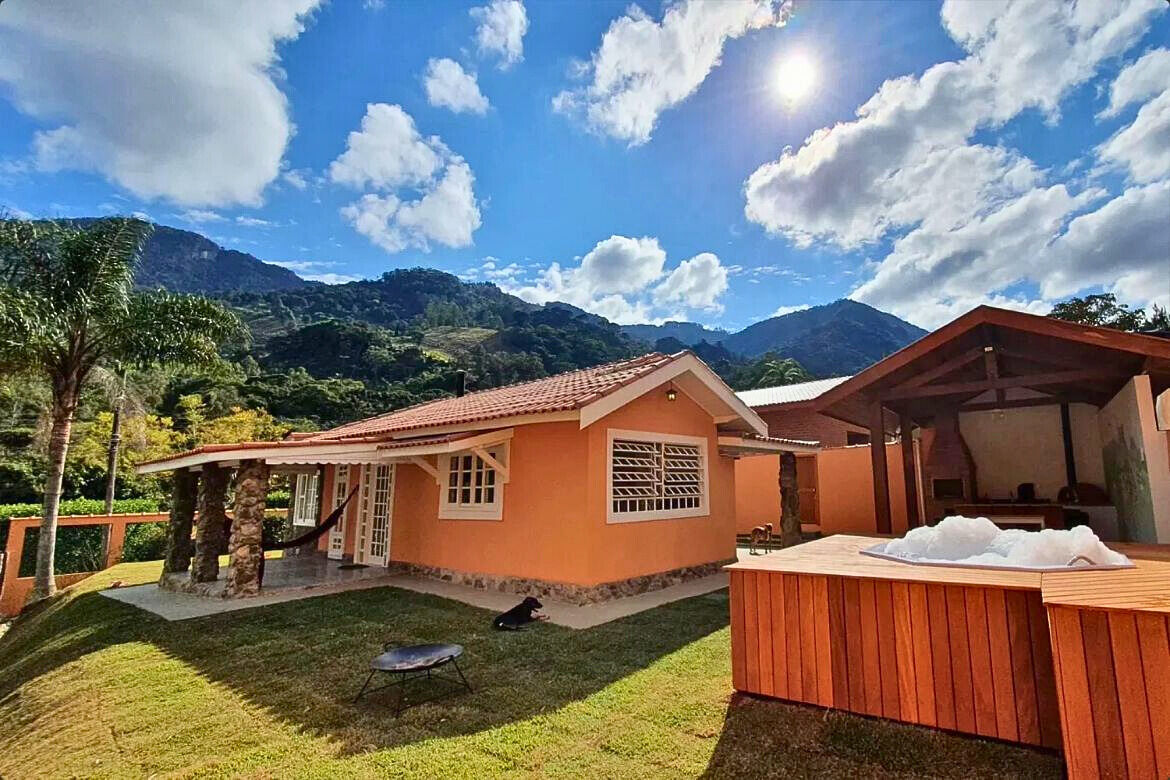 Casa, 2 quartos, 150 m² - Foto 1