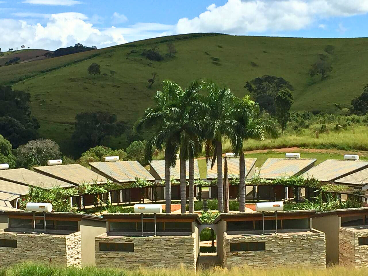 Hotel, 22 quartos, 363000 m² - Foto 1