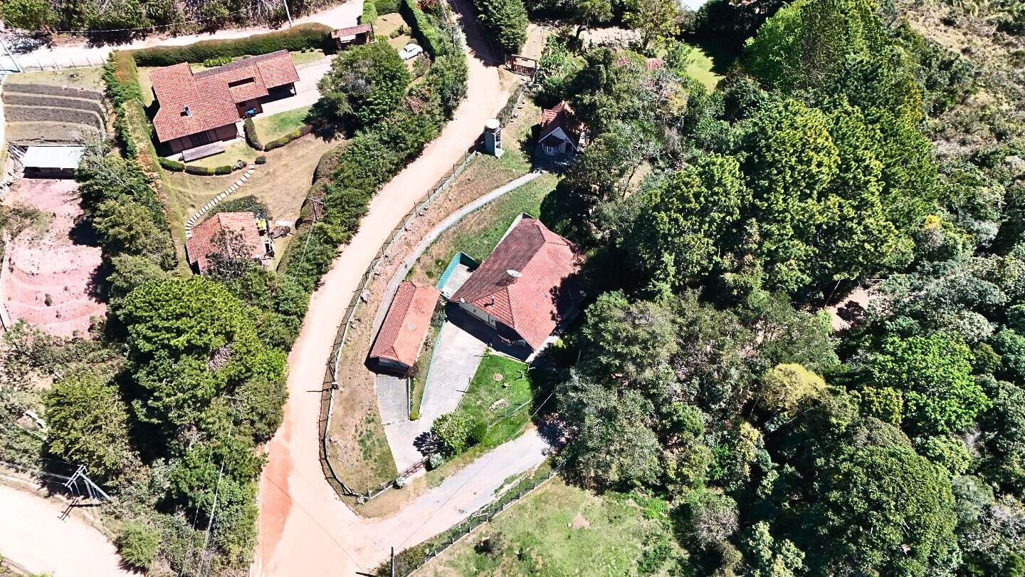 Casa, 6 quartos, 146 m² - Foto 2