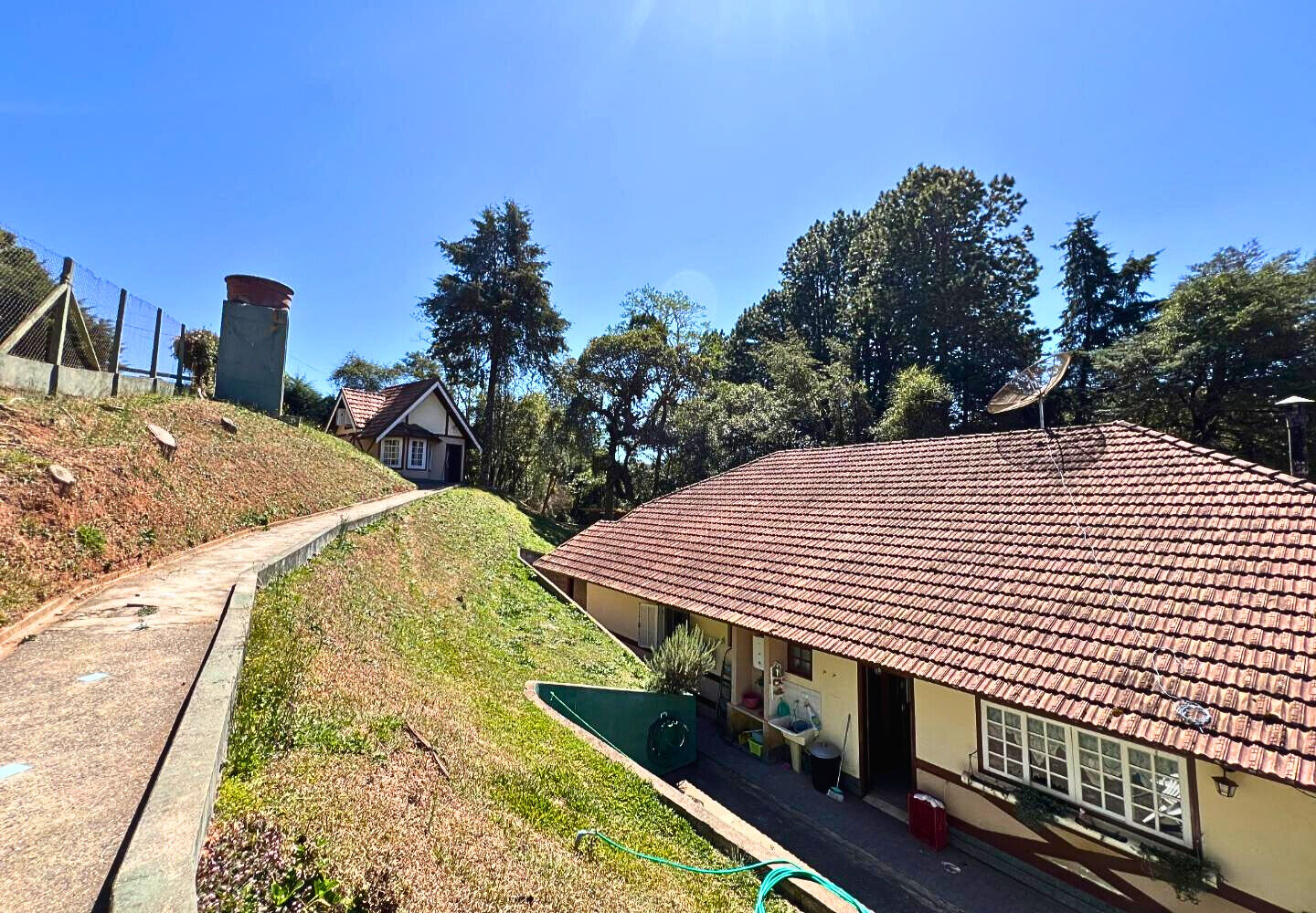 Casa, 6 quartos, 146 m² - Foto 4