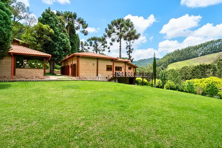 Casa, 4 quartos, 364 m² - Foto 1